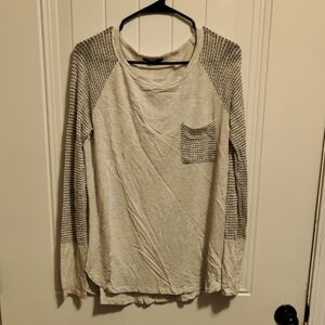 Elegant Cream and Gray Long Sleeve Top